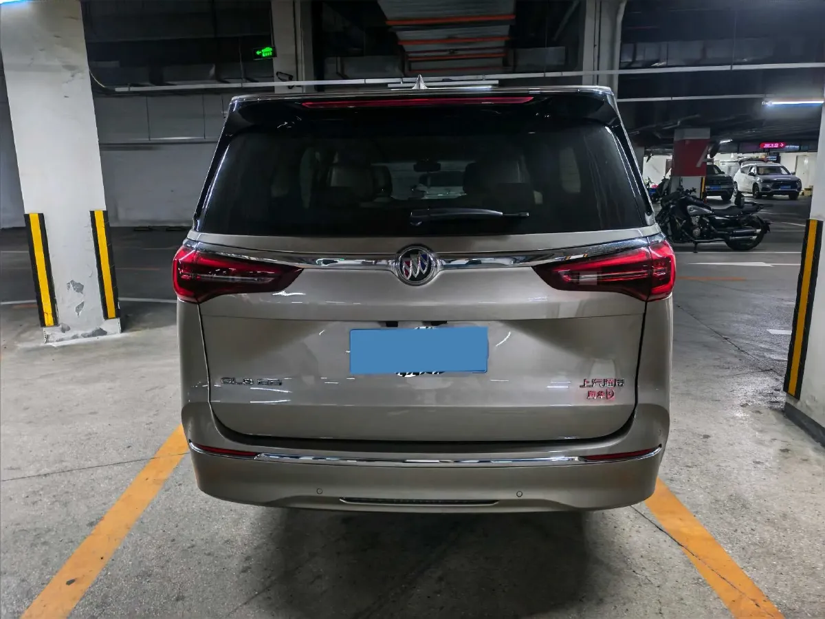 2023 Buick GL8 2.0T 237HP L4 9AT,autocango,china used car exporter,china ev exporter,chinese used car exporter,chinese used ev exporter