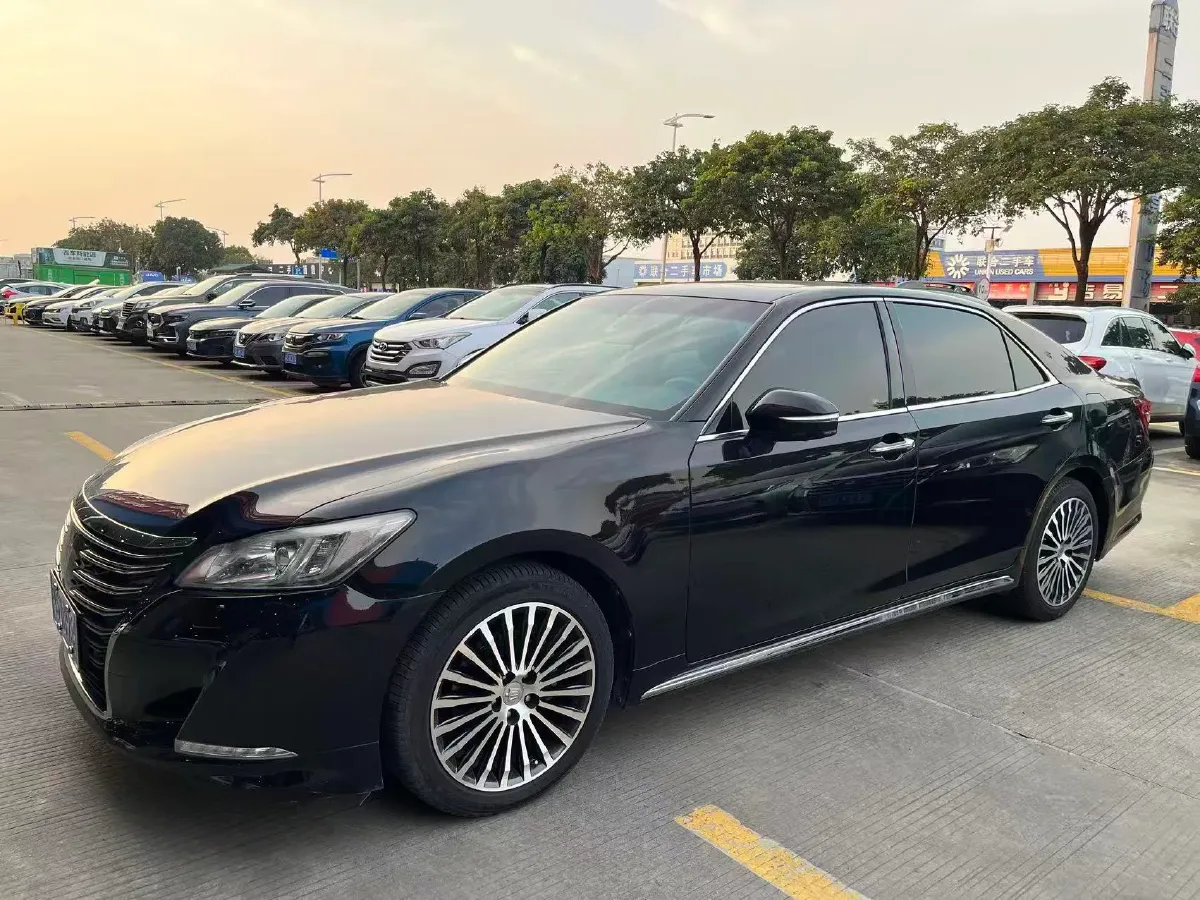 2018 Toyota Highlander 2.0T 220HP L4 6AT,autocango,china used car exporter,china ev exporter,chinese used car exporter,chinese used ev exporter