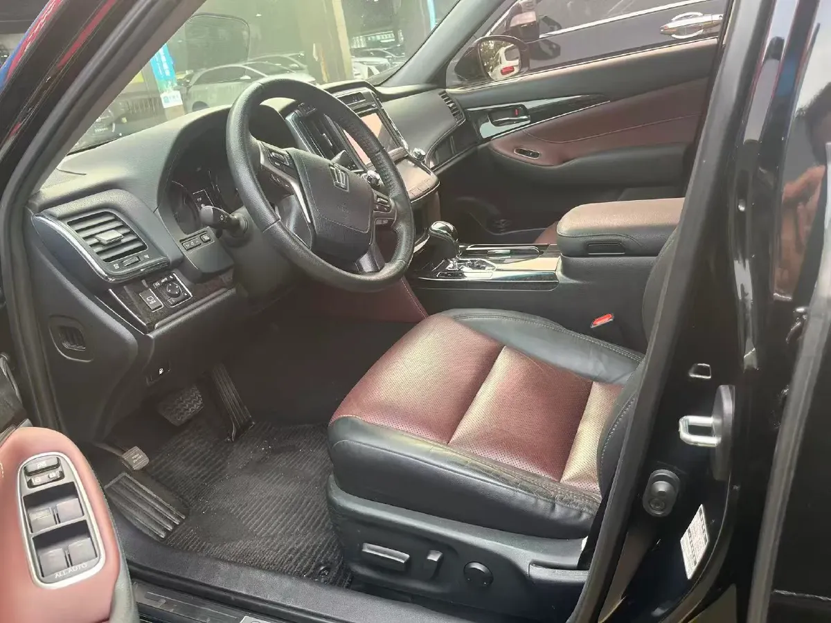 2018 Toyota Highlander 2.0T 220HP L4 6AT,autocango,china used car exporter,china ev exporter,chinese used car exporter,chinese used ev exporter