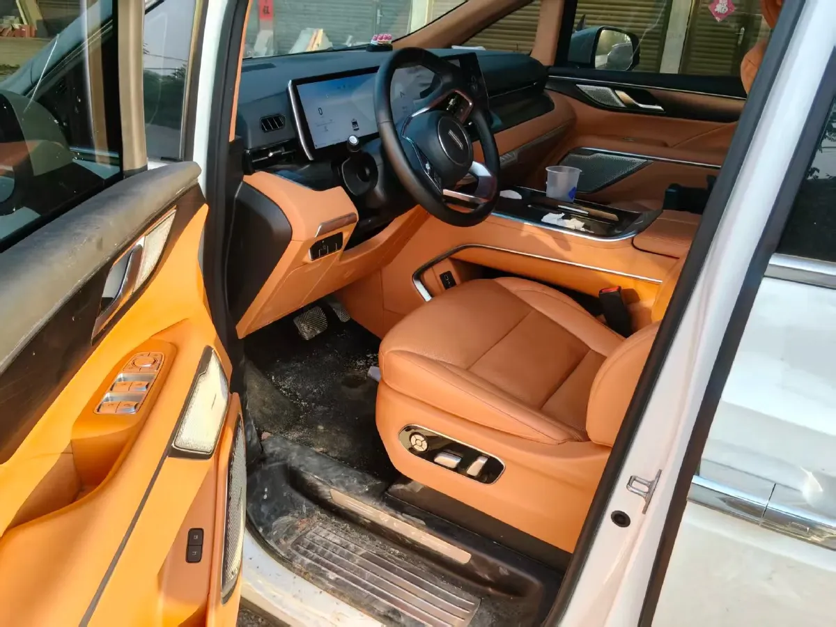 2024 Toyota Sienna 2.5L 189HP L4 E-CVT Hybrid,autocango,china used car exporter,china ev exporter,chinese used car exporter,chinese used ev exporter