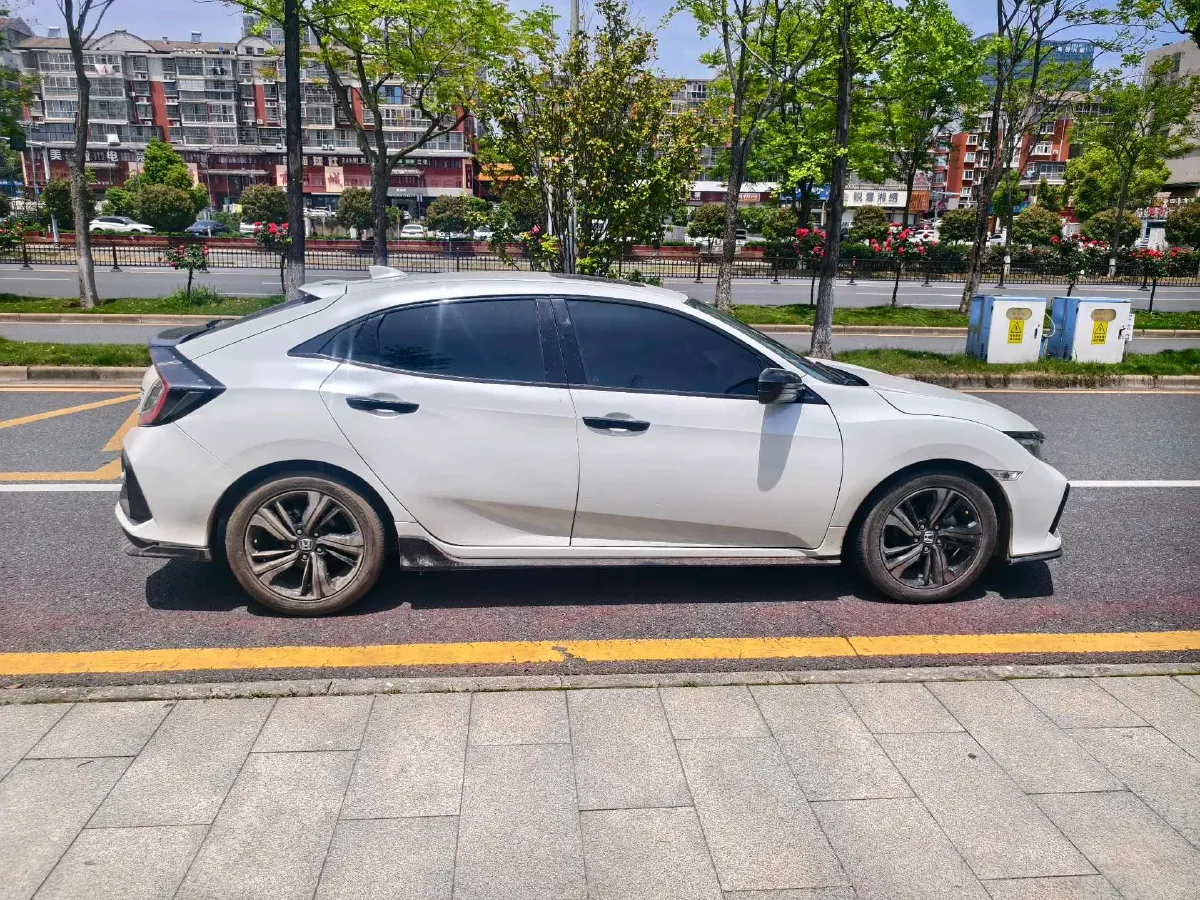 2021 Honda Civic 1.5T 177HP L4 CVT,autocango,china used car exporter,china ev exporter,chinese used car exporter,chinese used ev exporter