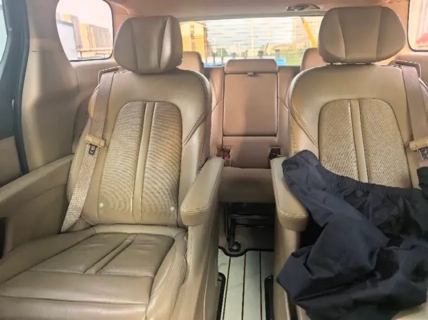 2021 Buick GL8 2.0T 237HP L4 9AT,autocango,china used car exporter,china ev exporter,chinese used car exporter,chinese used ev exporter