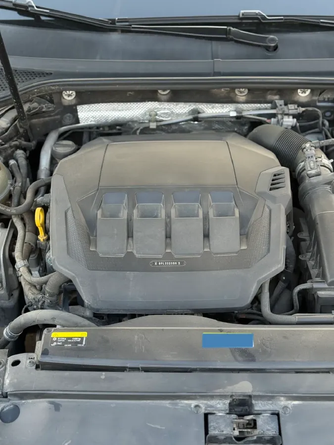 2020 Volkswagen Magotan 2.0T 186HP L4 7DCT,autocango,china used car exporter,china ev exporter,chinese used car exporter,chinese used ev exporter