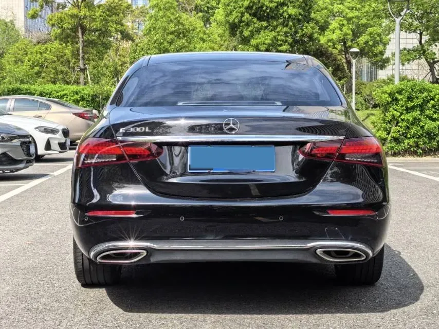 2022 Mercedes-Benz E Class 2.0T 258HP L4 9AT,autocango,china used car exporter,china ev exporter,chinese used car exporter,chinese used ev exporter