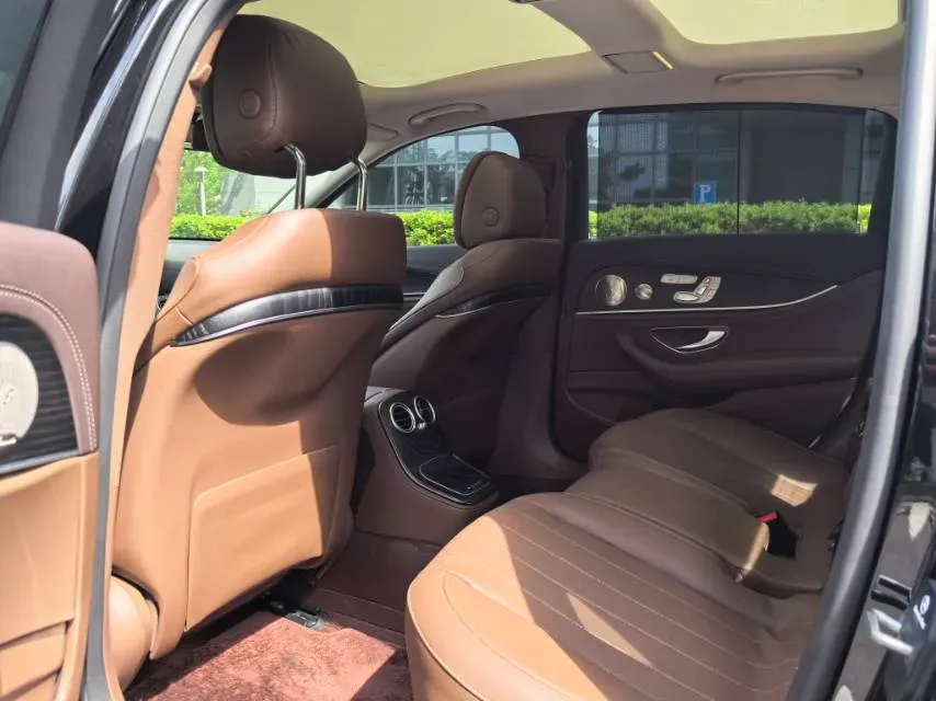 2022 Mercedes-Benz E Class 2.0T 258HP L4 9AT,autocango,china used car exporter,china ev exporter,chinese used car exporter,chinese used ev exporter