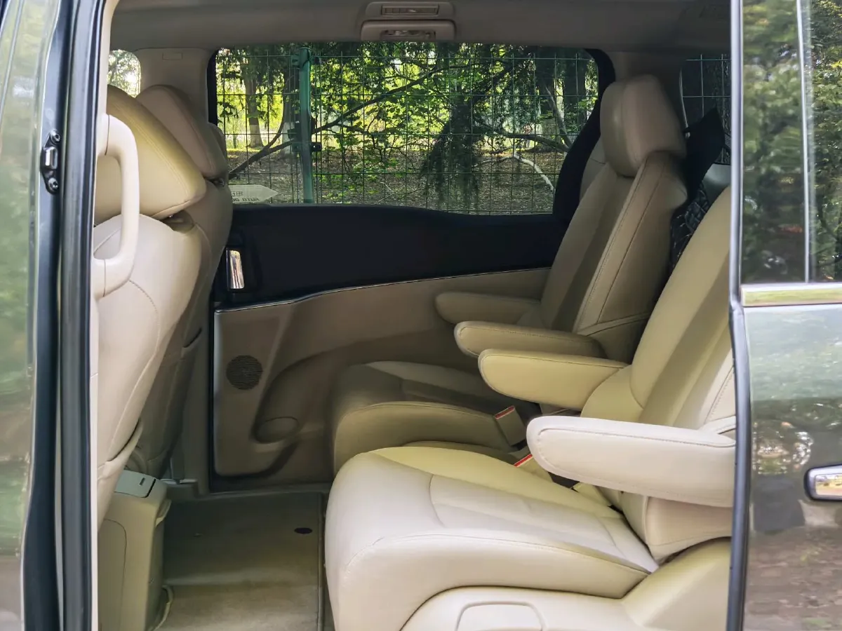 2018 Buick GL8 2.0T 260HP L4 6AT,autocango,china used car exporter,china ev exporter,chinese used car exporter,chinese used ev exporter