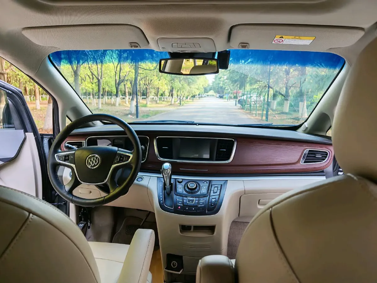 2018 Buick GL8 2.0T 260HP L4 6AT,autocango,china used car exporter,china ev exporter,chinese used car exporter,chinese used ev exporter