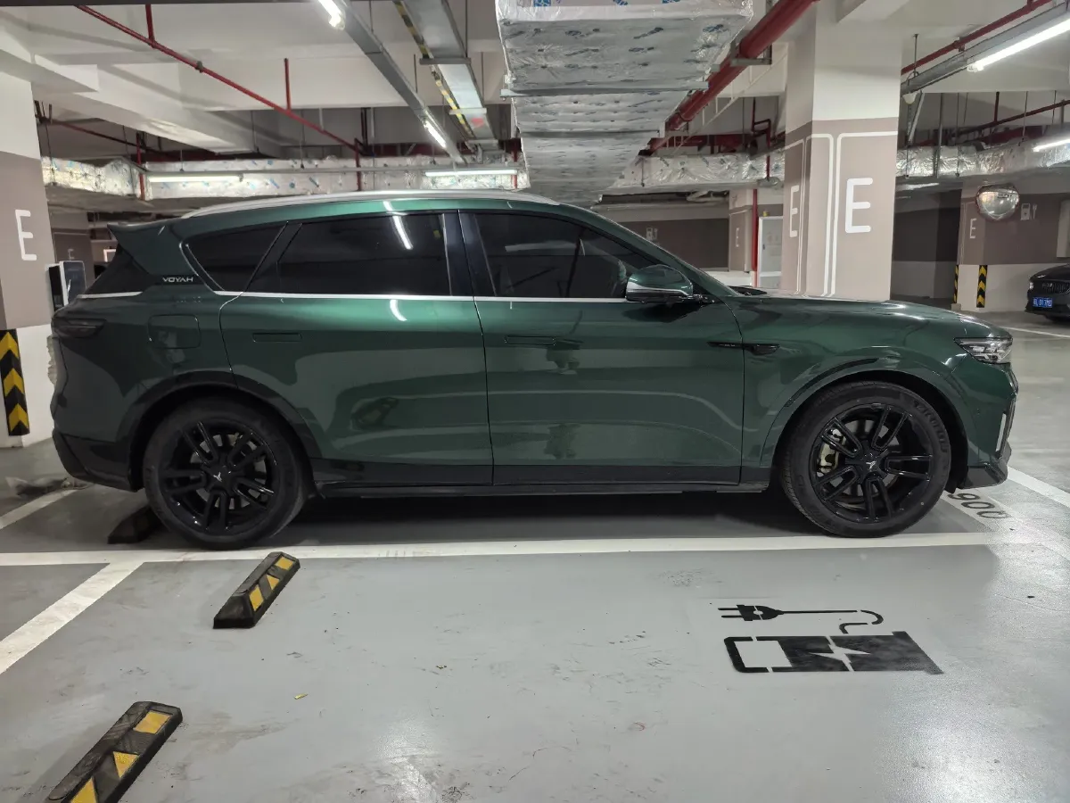 2024 Voyah FREE 1.5T 150HP L4 REEV 39.2KWH,autocango,china used car exporter,china ev exporter,chinese used car exporter,chinese used ev exporter