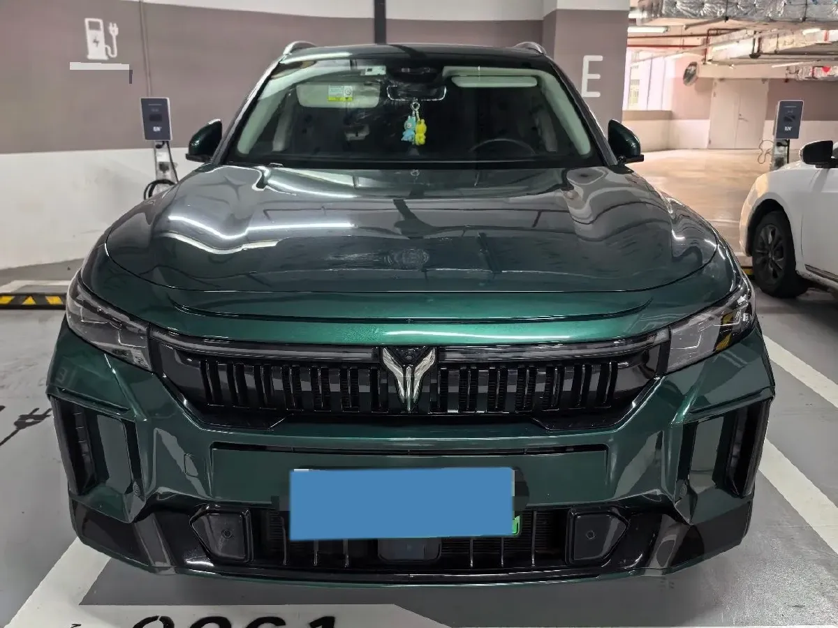 2024 Voyah FREE 1.5T 150HP L4 REEV 39.2KWH,autocango,china used car exporter,china ev exporter,chinese used car exporter,chinese used ev exporter