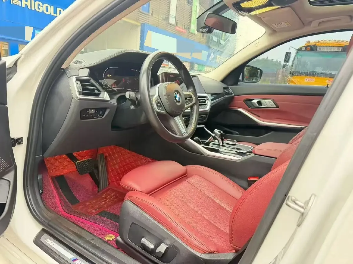 2022 BMW 3 Series 2.0T 156HP L4 8AT,autocango,china used car exporter,china ev exporter,chinese used car exporter,chinese used ev exporter