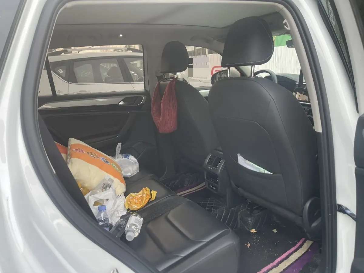 2020 Volkswagen Tayron 2.0T 186HP L4 7DCT,autocango,china used car exporter,china ev exporter,chinese used car exporter,chinese used ev exporter