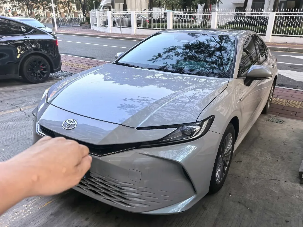 2024 Toyota Camry 2.0L 152HP L4 E-CVT Hybrid,autocango,china used car exporter,china ev exporter,chinese used car exporter,chinese used ev exporter