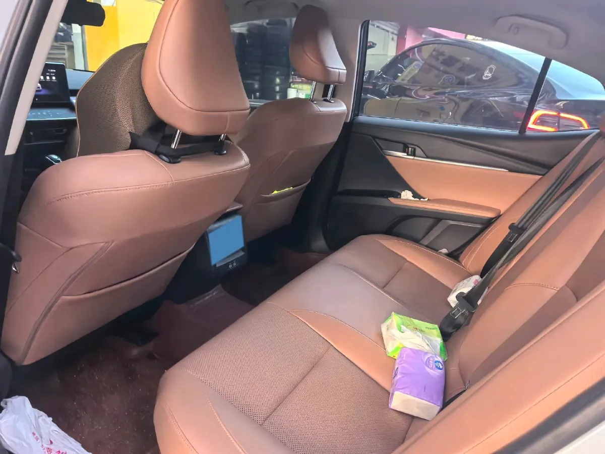 2024 Toyota Camry 2.0L 152HP L4 E-CVT Hybrid,autocango,china used car exporter,china ev exporter,chinese used car exporter,chinese used ev exporter