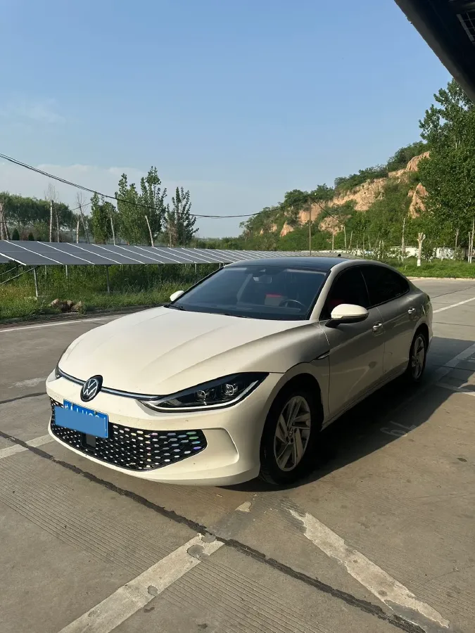 2022 Volkswagen Lavida 1.4T 150HP L4 7DCT,autocango,china used car exporter,china ev exporter,chinese used car exporter,chinese used ev exporter