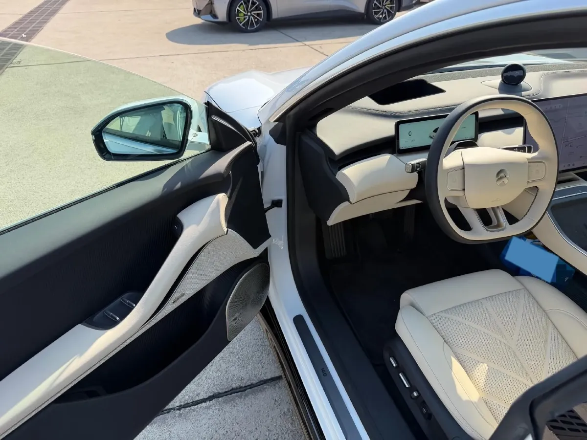 2026 BMW 3 Series 2.0T 245HP L4 8AT,autocango,china used car exporter,china ev exporter,chinese used car exporter,chinese used ev exporter