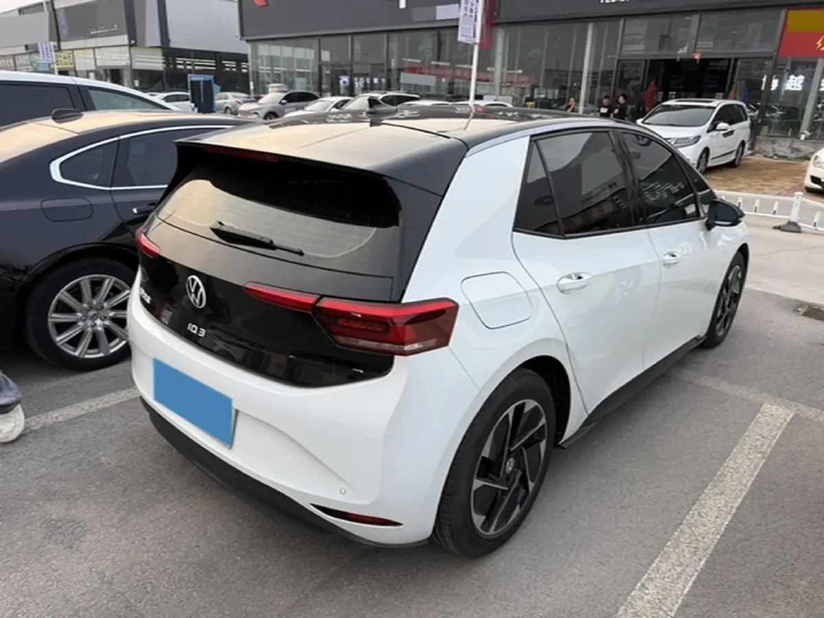 2024 Volkswagen ID.3 BEV 52.8KWH,autocango,china used car exporter,china ev exporter,chinese used car exporter,chinese used ev exporter