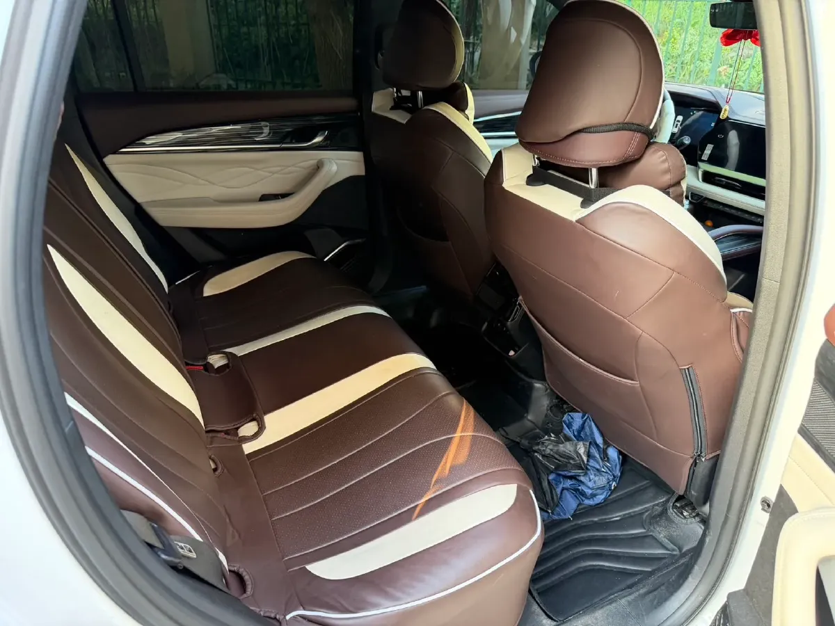 2021 Geely Monjaro 2.0T 218HP L4 7DCT,autocango,china used car exporter,china ev exporter,chinese used car exporter,chinese used ev exporter