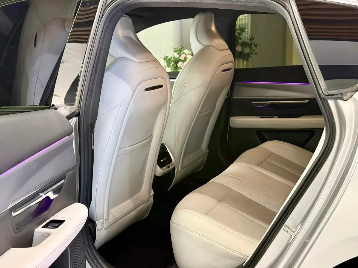 2023 Xpeng P7 BEV 86.2KWH,autocango,china used car exporter,china ev exporter,chinese used car exporter,chinese used ev exporter