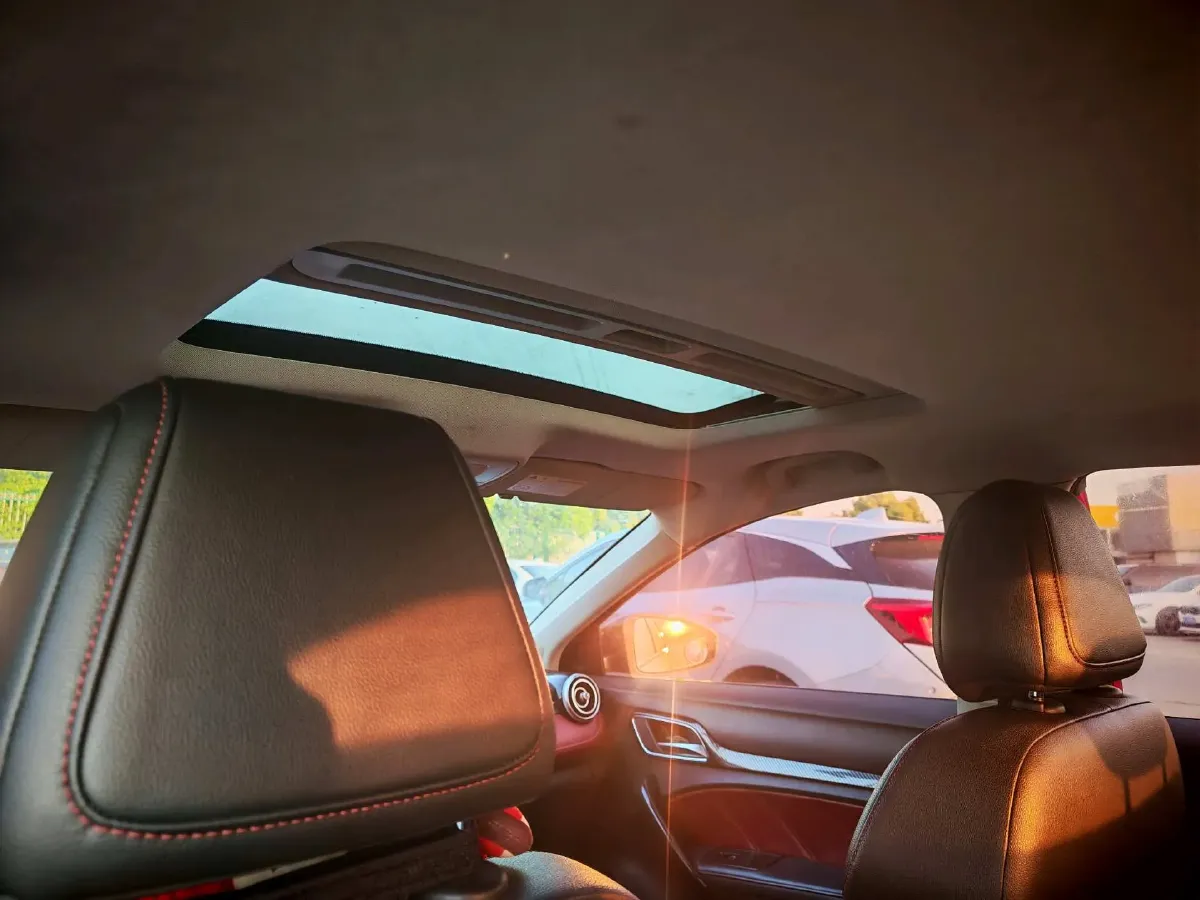 2017 MG MG6 1.5T 169HP L4 7DCT,autocango,china used car exporter,china ev exporter,chinese used car exporter,chinese used ev exporter