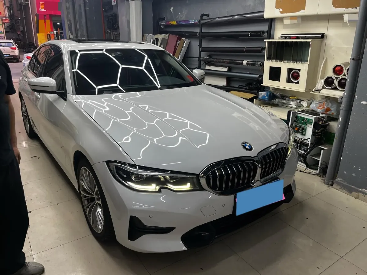 2020 BMW 3 Series 2.0T 156HP L4 8AT,autocango,china used car exporter,china ev exporter,chinese used car exporter,chinese used ev exporter