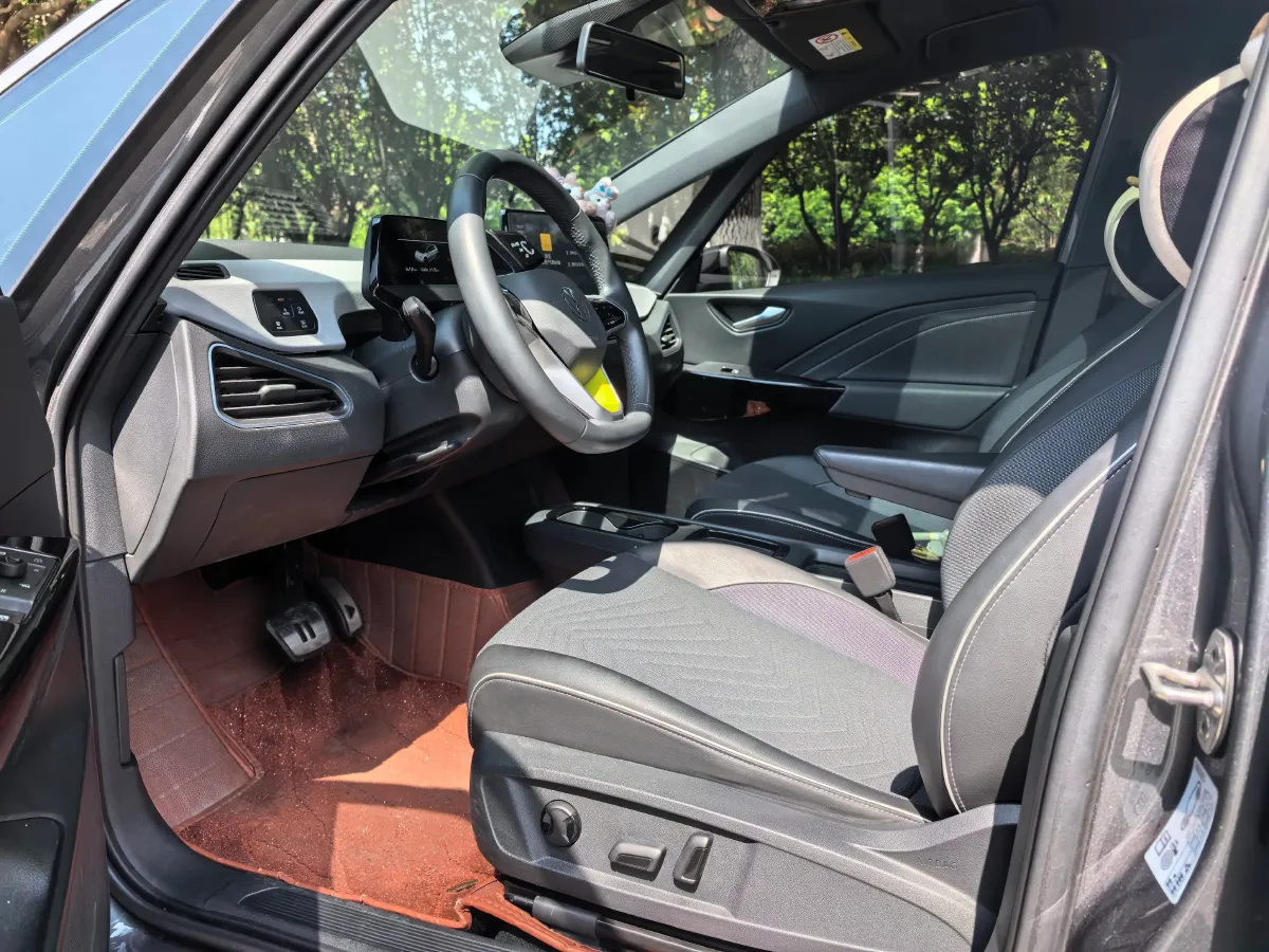 2023 Volkswagen ID.3 BEV 52.8KWH,autocango,china used car exporter,china ev exporter,chinese used car exporter,chinese used ev exporter