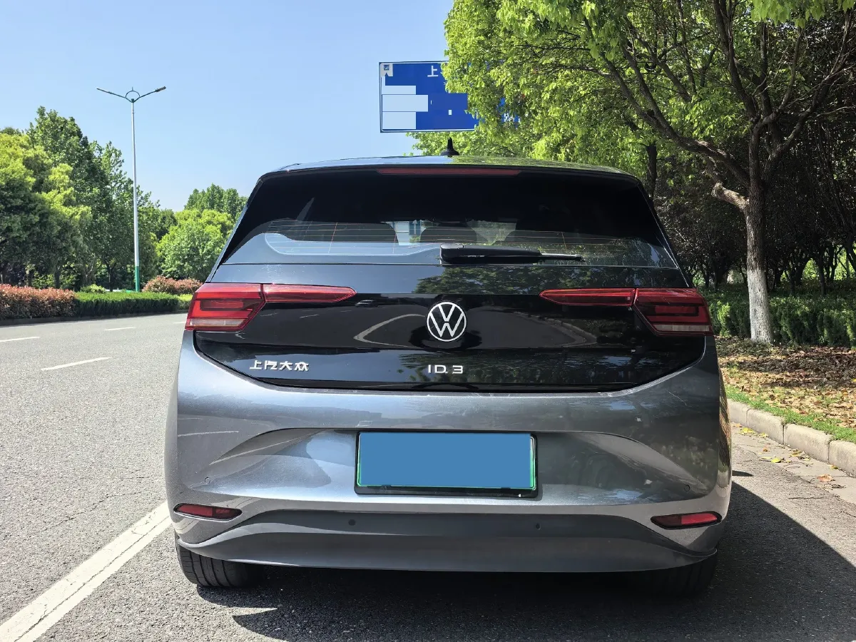 2023 Volkswagen ID.3 BEV 52.8KWH,autocango,china used car exporter,china ev exporter,chinese used car exporter,chinese used ev exporter