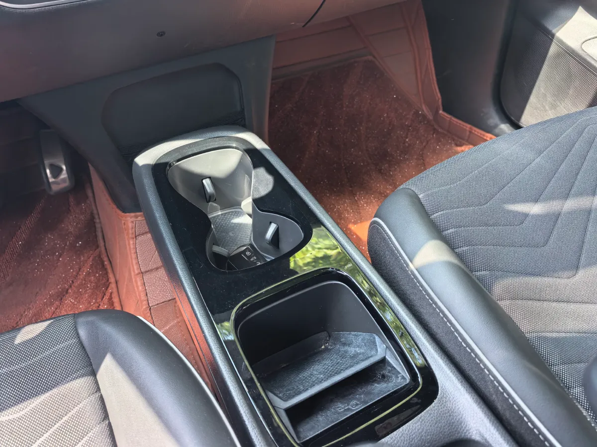 2023 Volkswagen ID.3 BEV 52.8KWH,autocango,china used car exporter,china ev exporter,chinese used car exporter,chinese used ev exporter