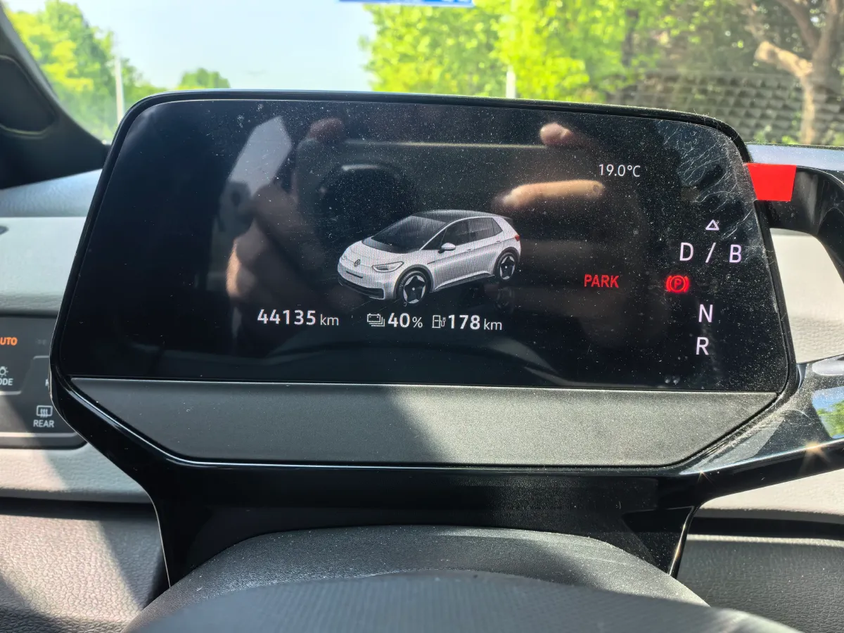 2023 Volkswagen ID.3 BEV 52.8KWH,autocango,china used car exporter,china ev exporter,chinese used car exporter,chinese used ev exporter