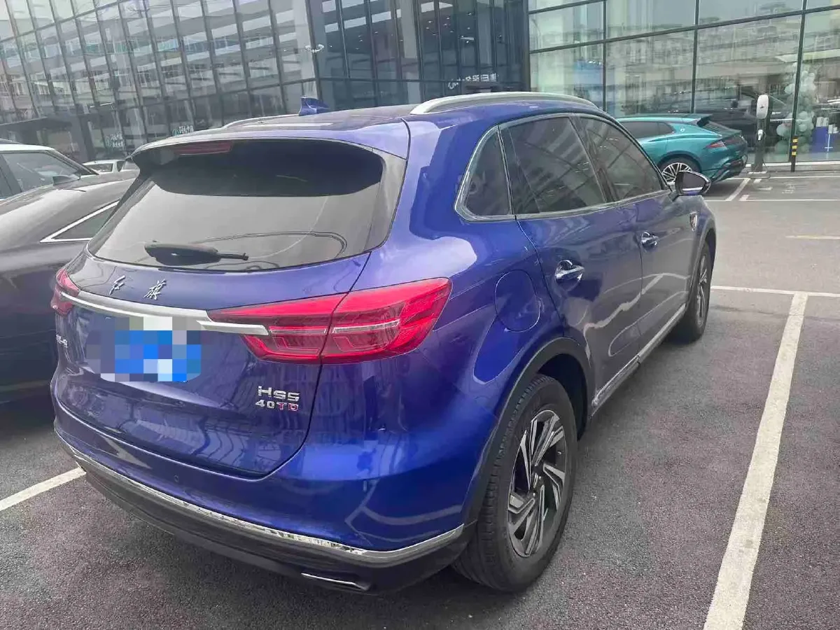 2022 HongQi HS5 2.0T 224HP L4 6AT,autocango,china used car exporter,china ev exporter,chinese used car exporter,chinese used ev exporter