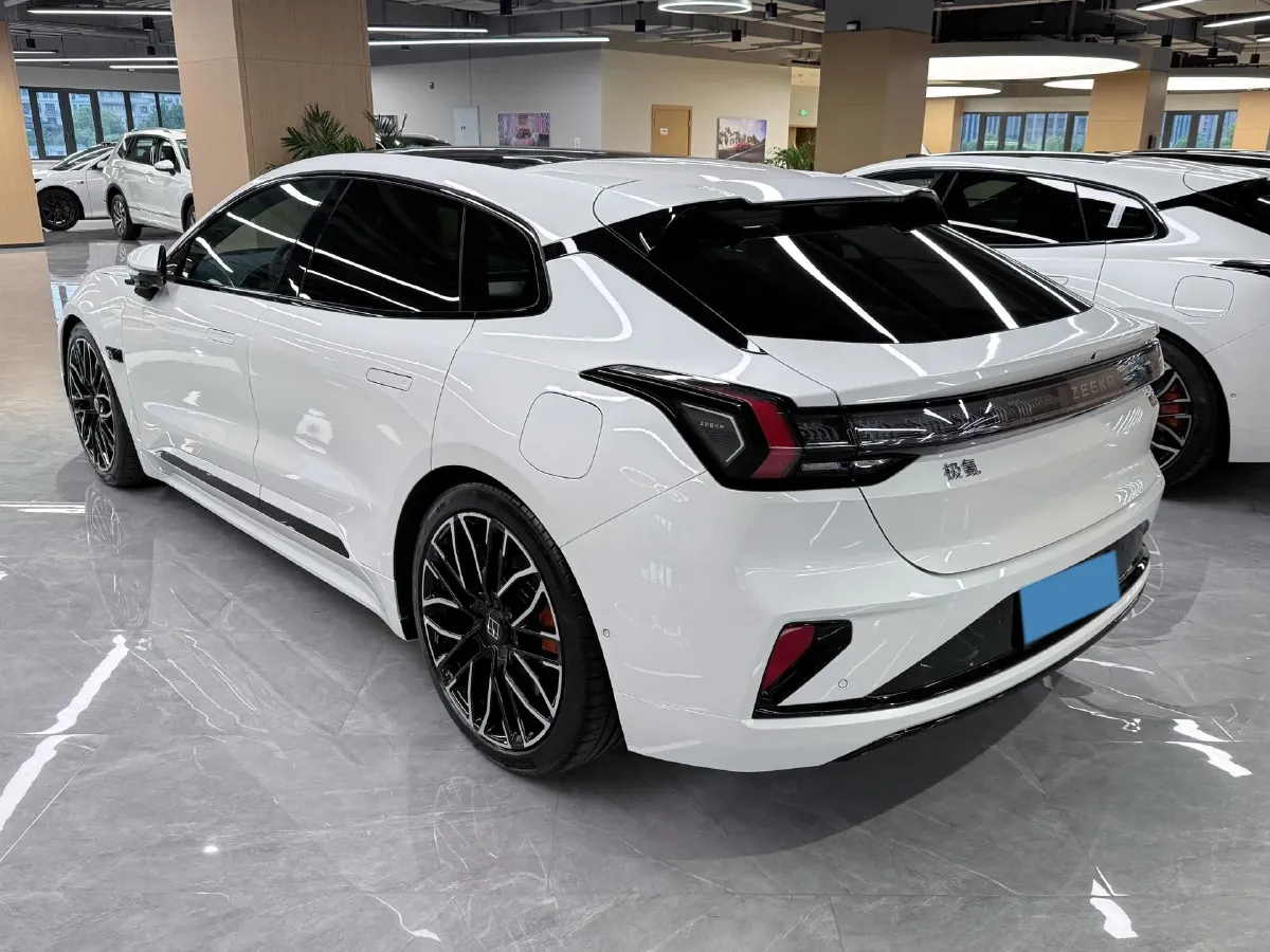 2025 Zeekr 001 BEV 100KWH,autocango,china used car exporter,china ev exporter,chinese used car exporter,chinese used ev exporter