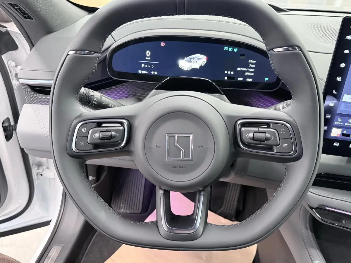 2025 Zeekr 001 BEV 100KWH,autocango,china used car exporter,china ev exporter,chinese used car exporter,chinese used ev exporter