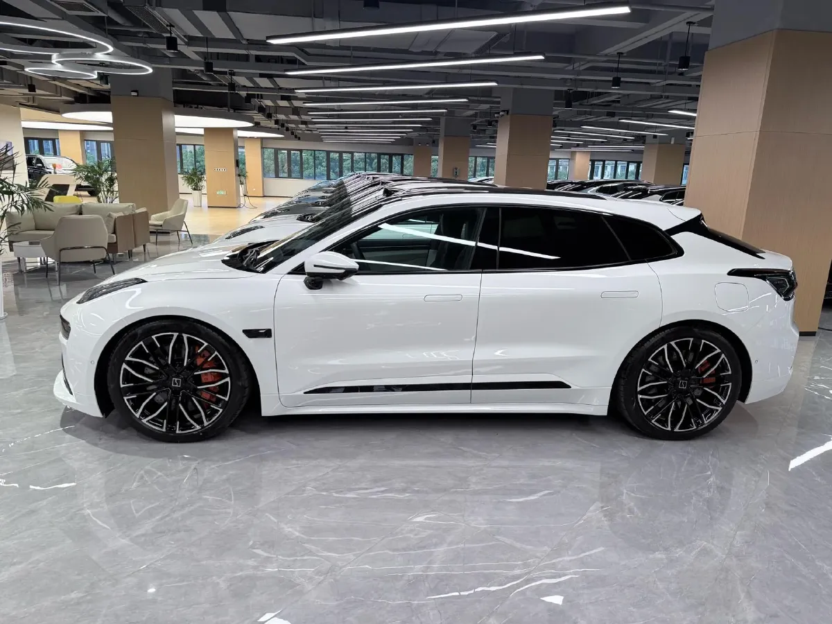 2025 Zeekr 001 BEV 100KWH,autocango,china used car exporter,china ev exporter,chinese used car exporter,chinese used ev exporter