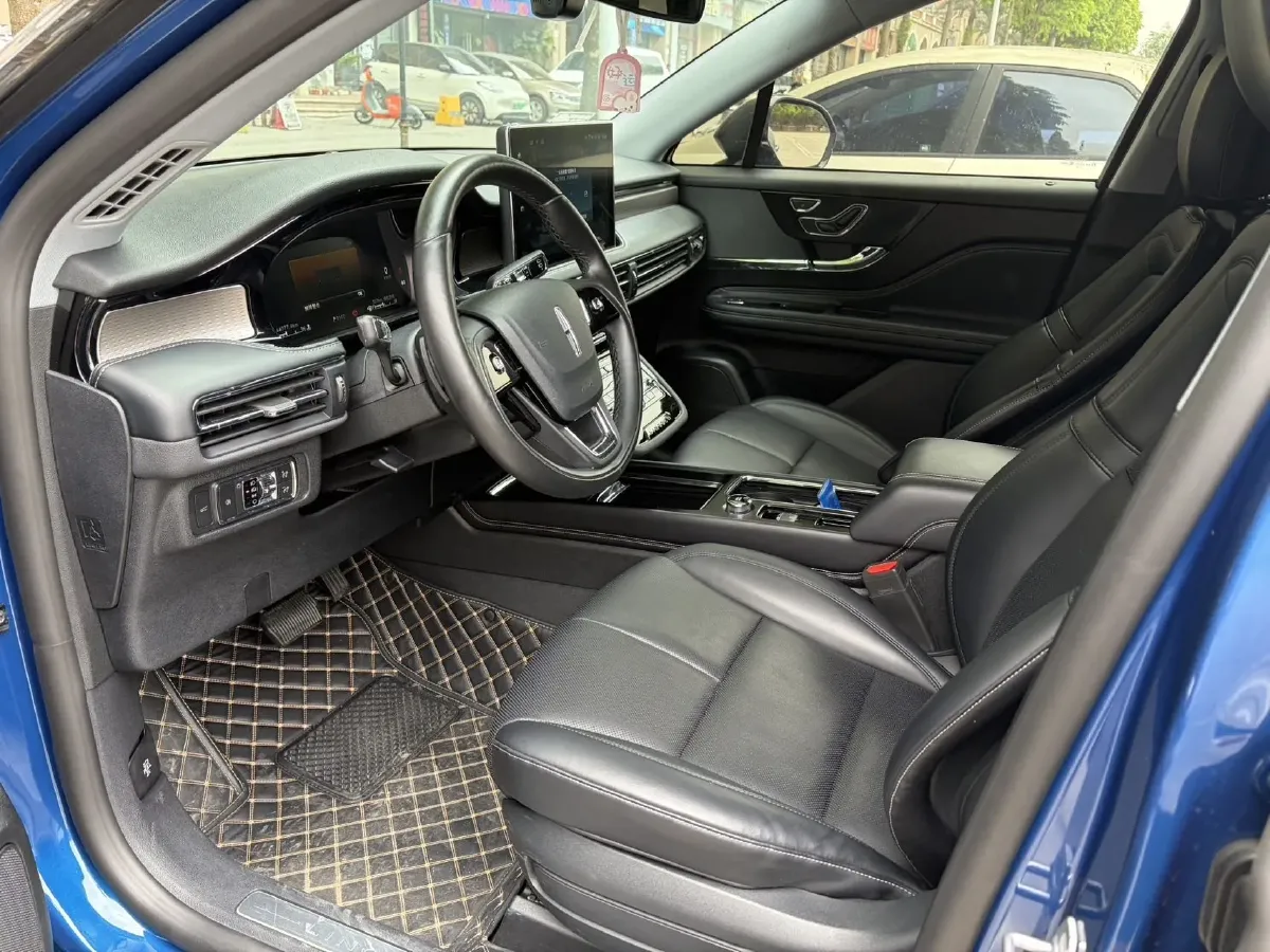 2021 Lincoln Corsair 2.0T 245HP L4 8AT,autocango,china used car exporter,china ev exporter,chinese used car exporter,chinese used ev exporter