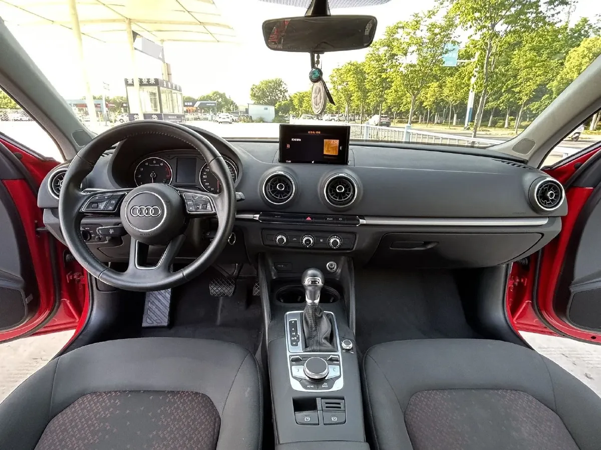 2020 Audi A3 1.4T 150HP L4 7DCT,autocango,china used car exporter,china ev exporter,chinese used car exporter,chinese used ev exporter