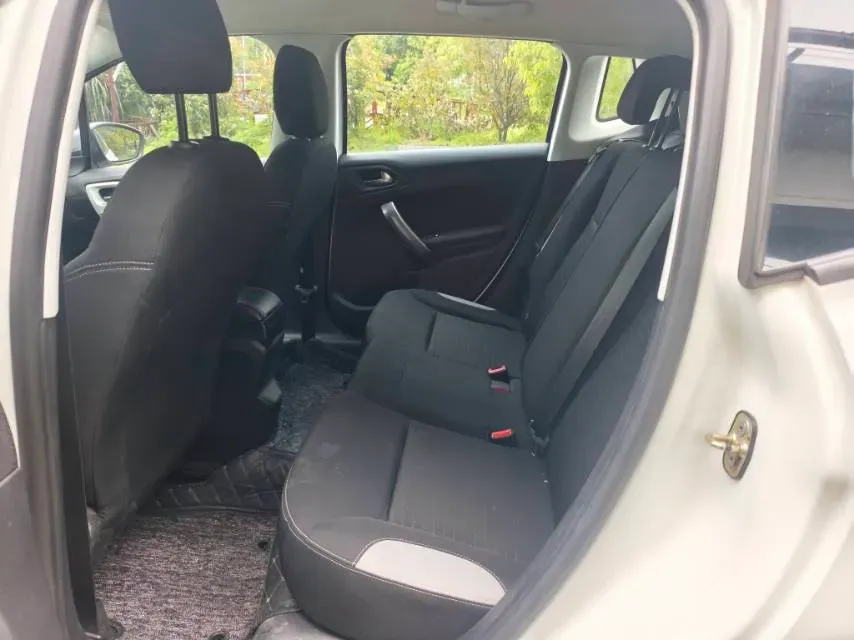 2014 Peugeot 2008 1.6L 117HP L4 4AT,autocango,china used car exporter,china ev exporter,chinese used car exporter,chinese used ev exporter