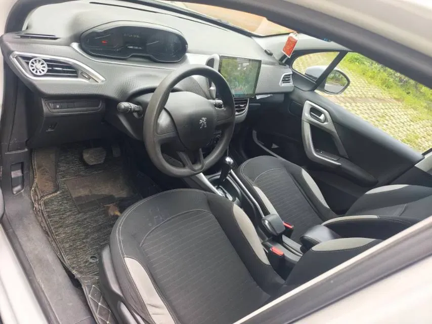 2014 Peugeot 2008 1.6L 117HP L4 4AT,autocango,china used car exporter,china ev exporter,chinese used car exporter,chinese used ev exporter