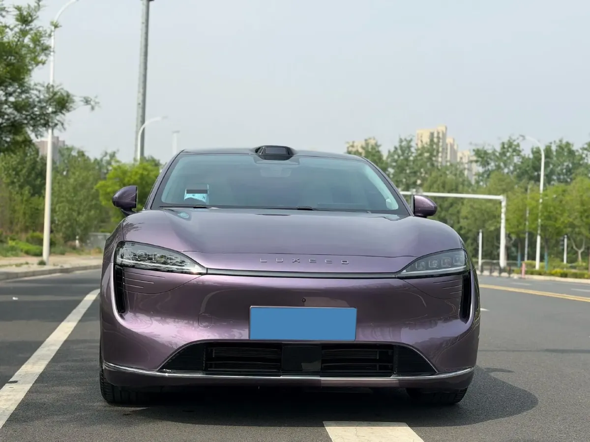 2025 Luxeed R7 REEV 156HP REEV 37KWH,autocango,china used car exporter,china ev exporter,chinese used car exporter,chinese used ev exporter