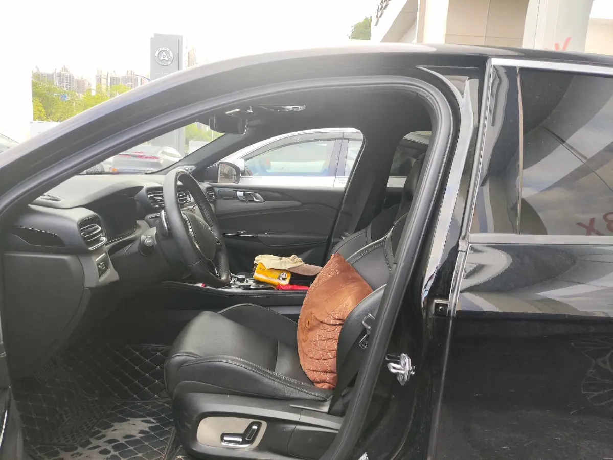 2021 LYNK&CO 03 1.5T 180HP L3 7DCT,autocango,china used car exporter,china ev exporter,chinese used car exporter,chinese used ev exporter