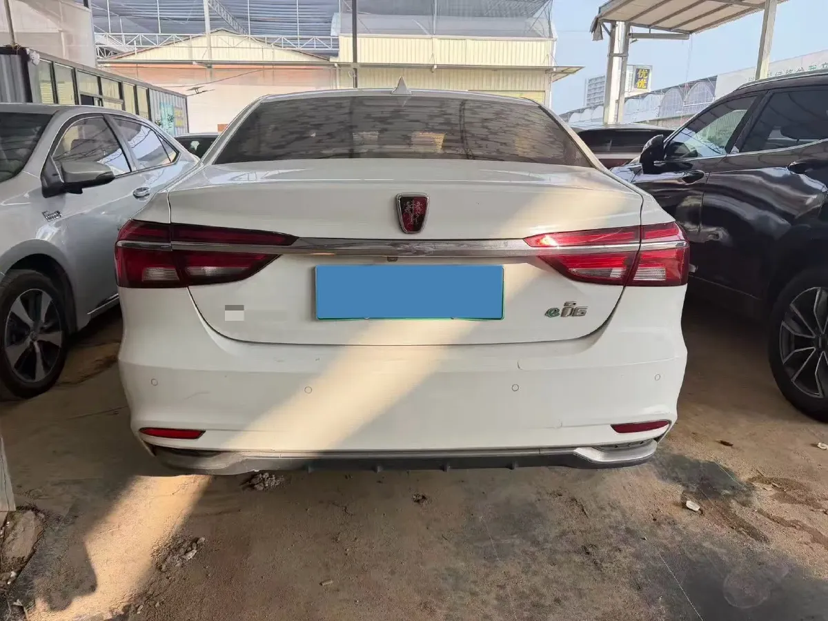 2019 Roewe i6 1.5T 169HP L4 AMT PHEV 9.1KWH,autocango,china used car exporter,china ev exporter,chinese used car exporter,chinese used ev exporter