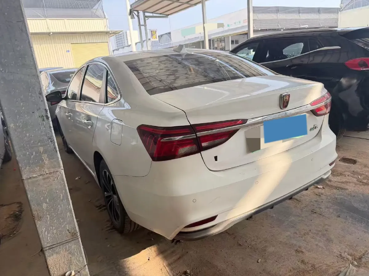 2019 Roewe i6 1.5T 169HP L4 AMT PHEV 9.1KWH,autocango,china used car exporter,china ev exporter,chinese used car exporter,chinese used ev exporter