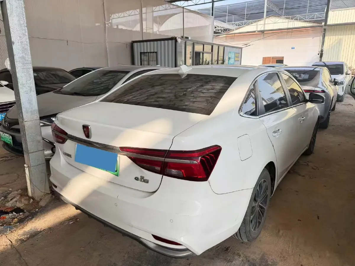 2019 Roewe i6 1.5T 169HP L4 AMT PHEV 9.1KWH,autocango,china used car exporter,china ev exporter,chinese used car exporter,chinese used ev exporter