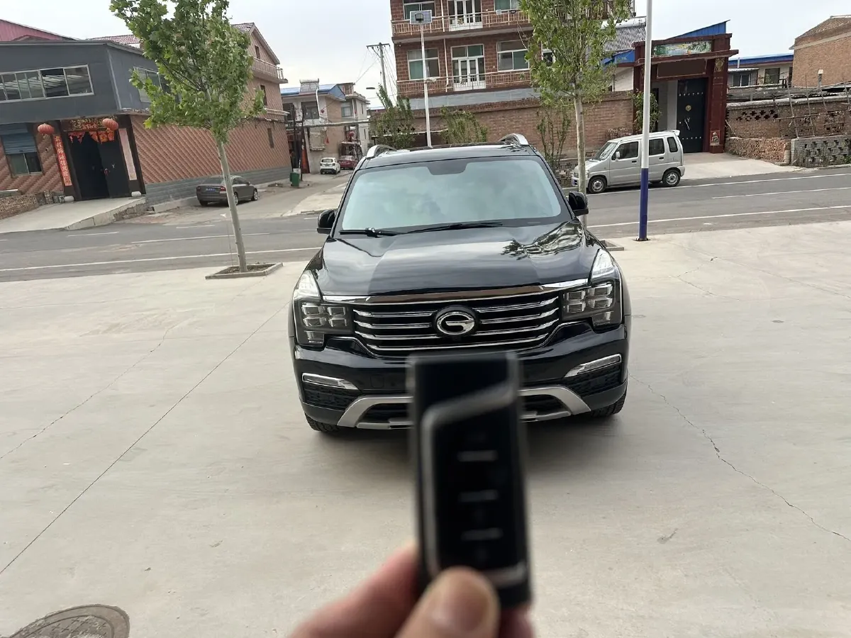 2017 GAC Trumpchi GS8 2.0T 201HP L4 6AT,autocango,china used car exporter,china ev exporter,chinese used car exporter,chinese used ev exporter