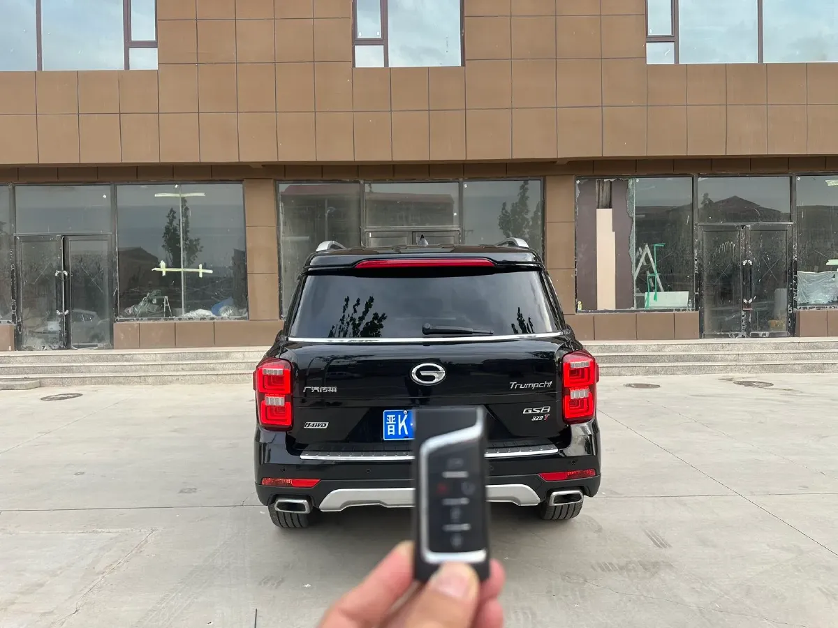 2017 GAC Trumpchi GS8 2.0T 201HP L4 6AT,autocango,china used car exporter,china ev exporter,chinese used car exporter,chinese used ev exporter