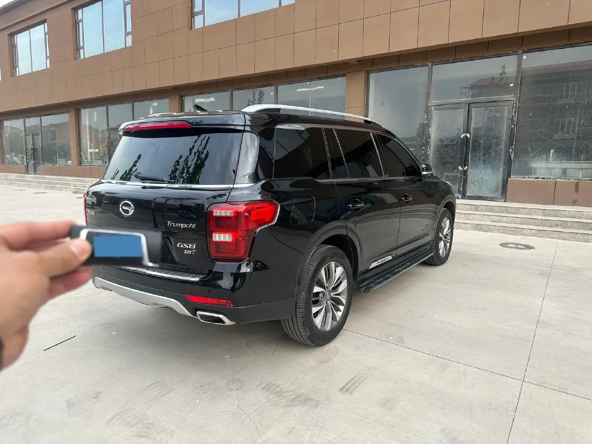 2017 GAC Trumpchi GS8 2.0T 201HP L4 6AT,autocango,china used car exporter,china ev exporter,chinese used car exporter,chinese used ev exporter