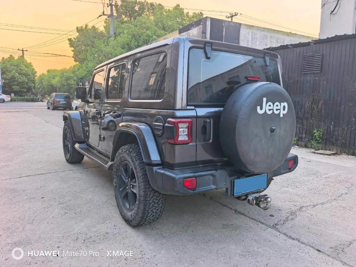 2022 Mercedes-Benz E Class 2.0T 258HP L4 9AT,autocango,china used car exporter,china ev exporter,chinese used car exporter,chinese used ev exporter