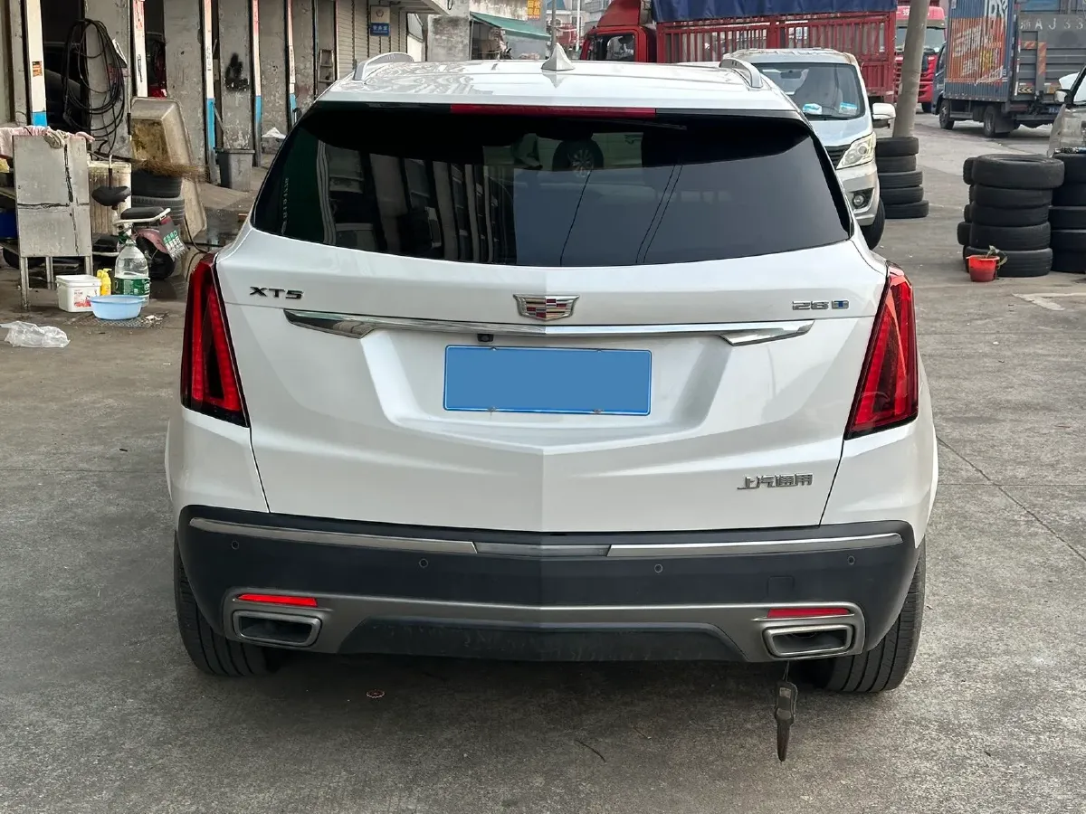 2024 Cadillac XT5 2.0T 237HP L4 9AT,autocango,china used car exporter,china ev exporter,chinese used car exporter,chinese used ev exporter