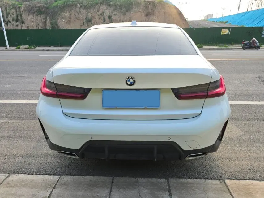 2023 BMW 3 Series 2.0T 156HP L4 8AT,autocango,china used car exporter,china ev exporter,chinese used car exporter,chinese used ev exporter