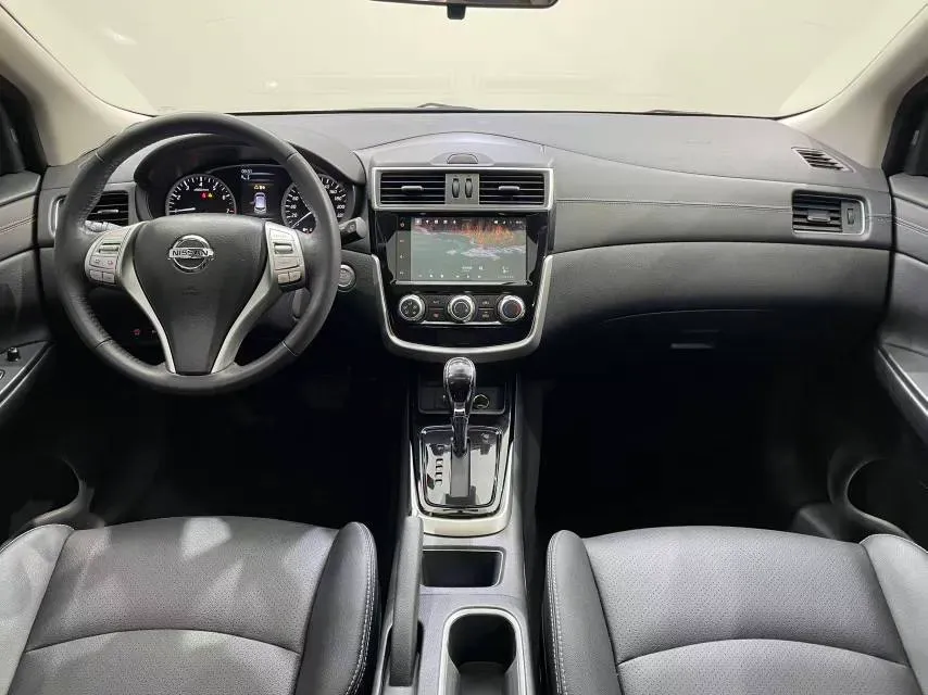2021 Nissan Tiida 1.6L 122HP L4 CVT,autocango,china used car exporter,china ev exporter,chinese used car exporter,chinese used ev exporter