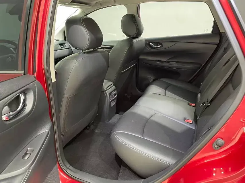 2021 Nissan Tiida 1.6L 122HP L4 CVT,autocango,china used car exporter,china ev exporter,chinese used car exporter,chinese used ev exporter