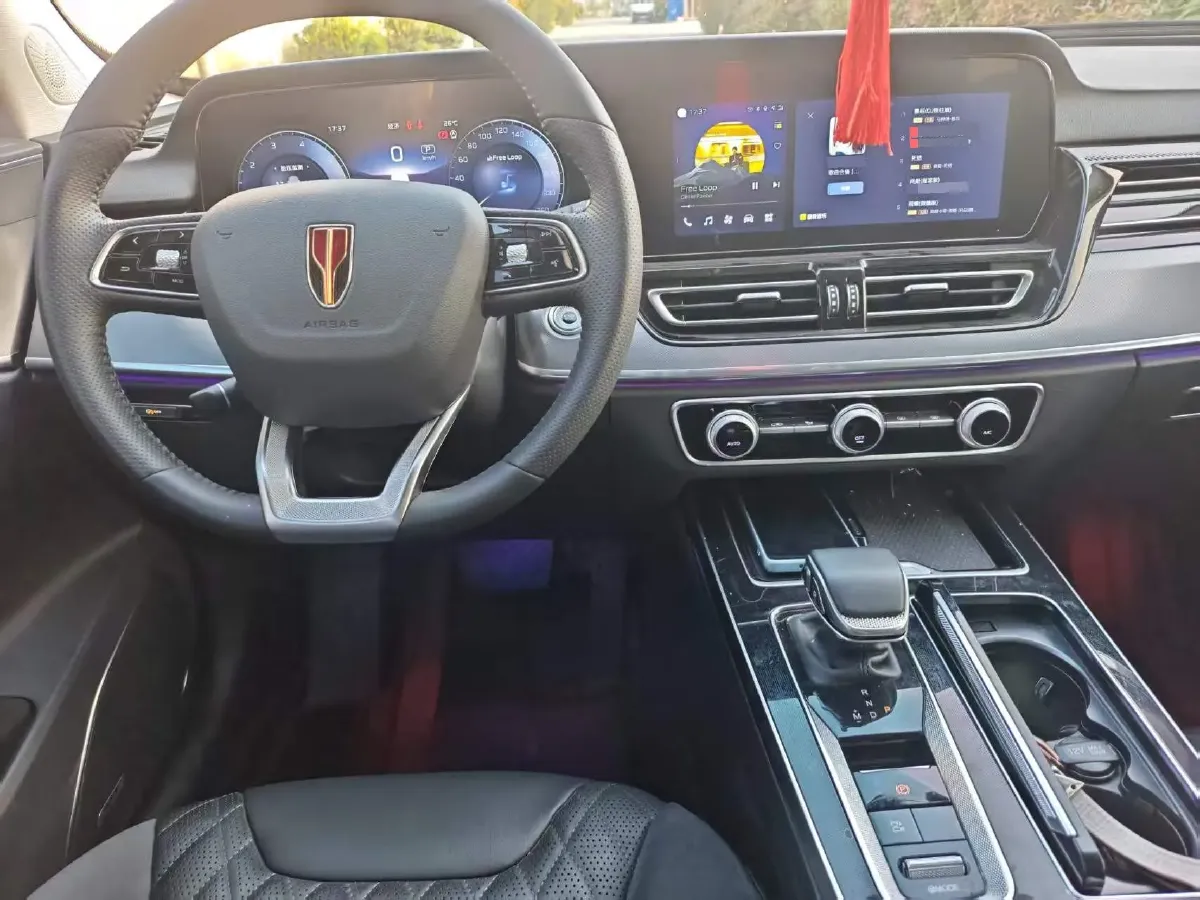 2023 HongQi HS5 2.0T 252HP L4 8AT,autocango,china used car exporter,china ev exporter,chinese used car exporter,chinese used ev exporter